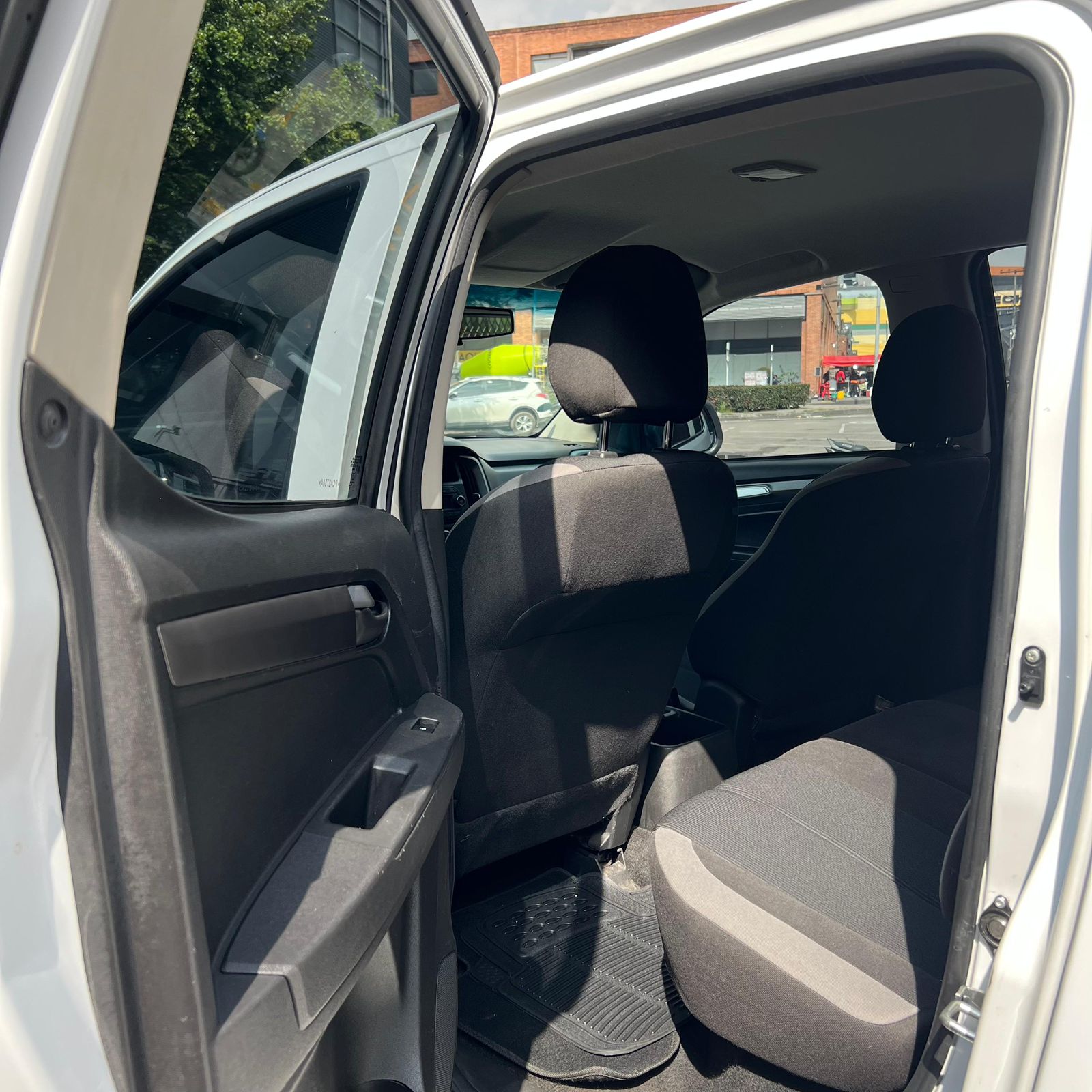 CHEVROLET COLORADO 2.8 LT 4×4 2023