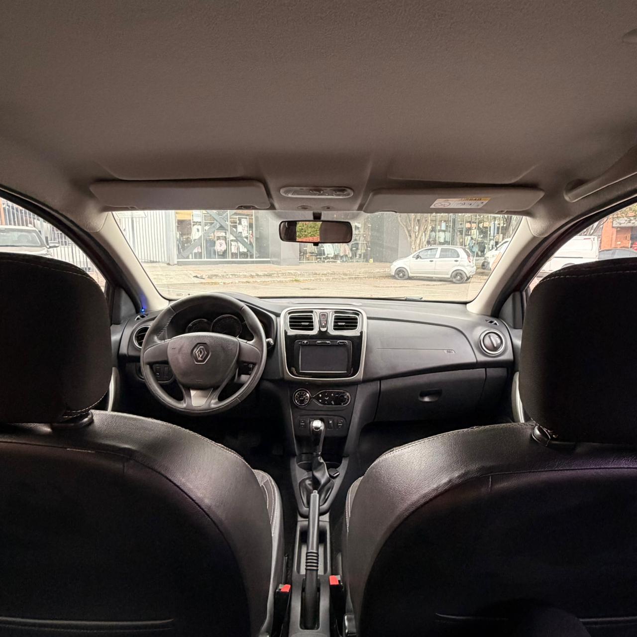 RENAULT LOGAN PRIVILEGE