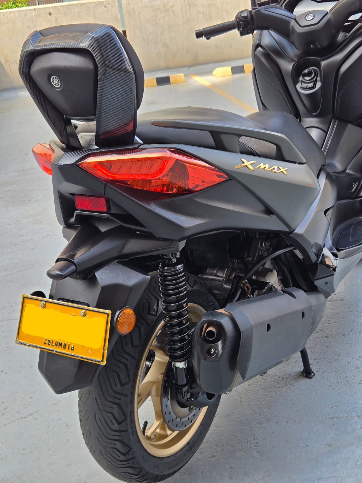 YAMAHA XMAX 300