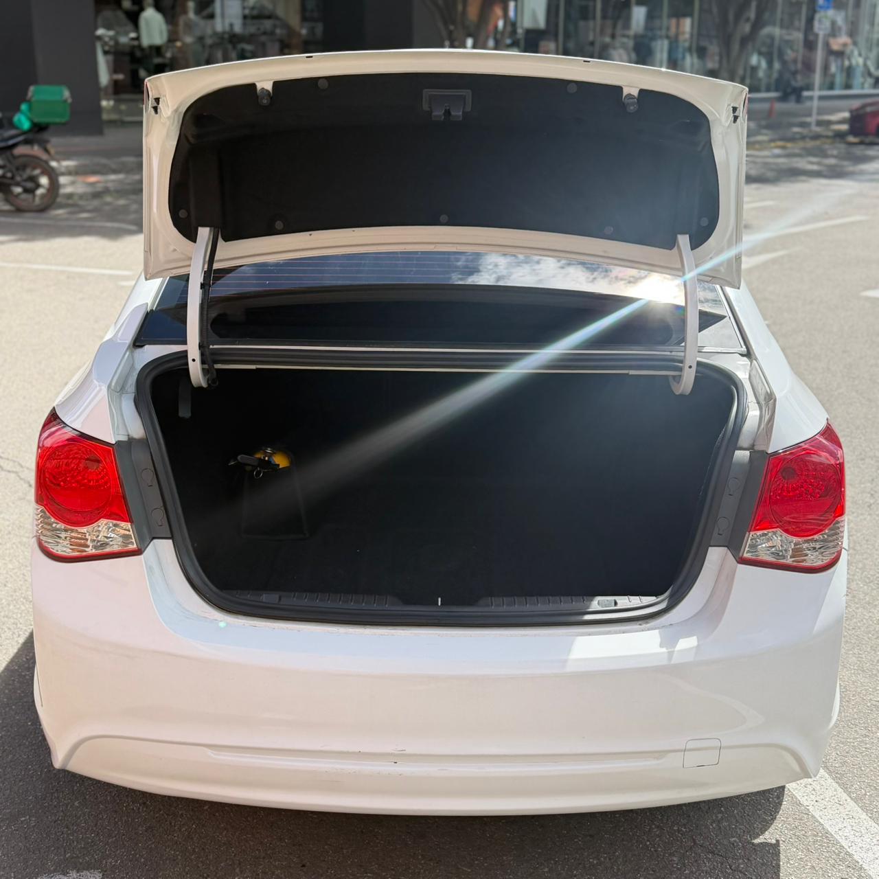 CHEVROLET CRUZE LS MT 1800CC 4P 2016