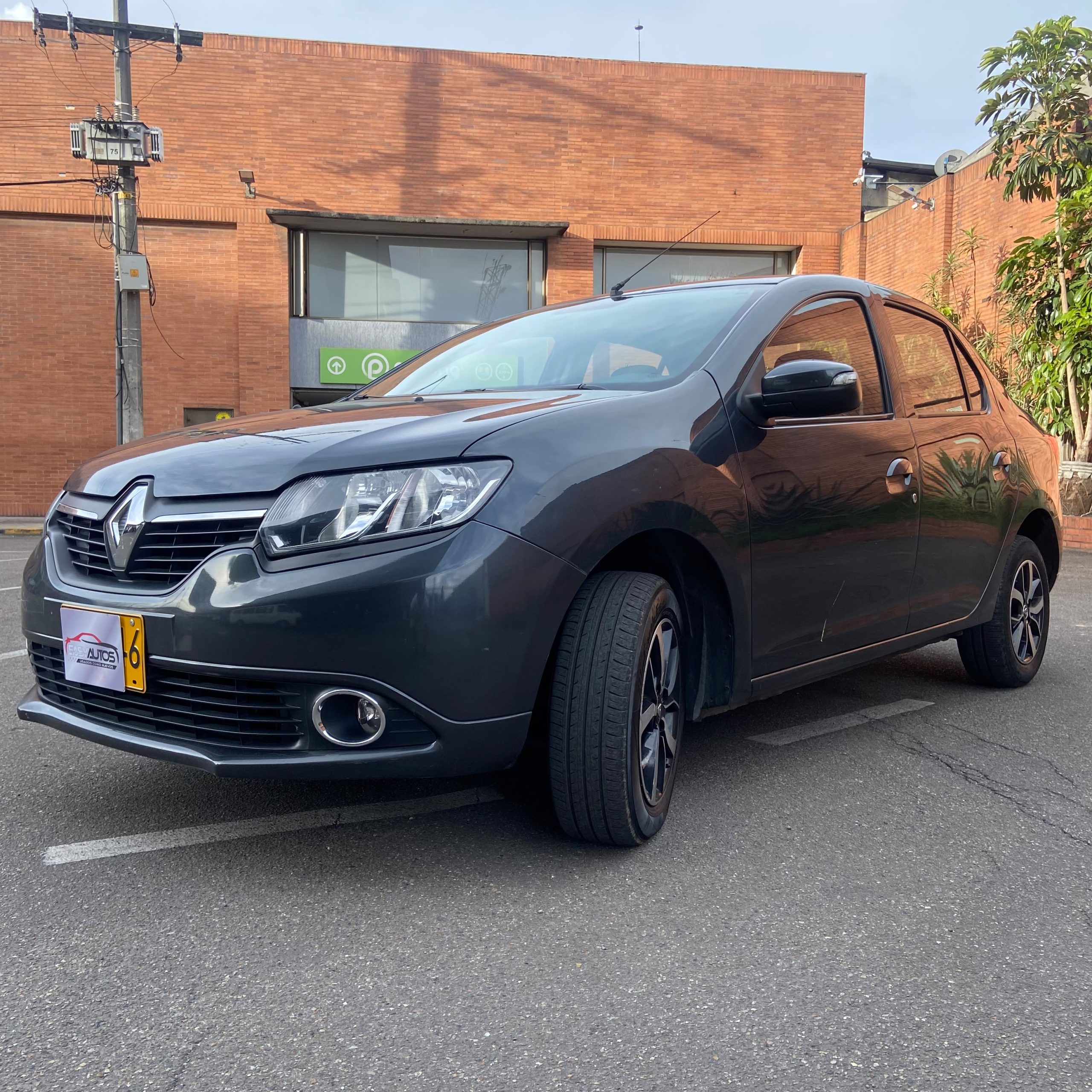 RENAULT LOGAN EXPRESSION / LIFE + AT 1600CC 16V AA 2AB ABS 2019