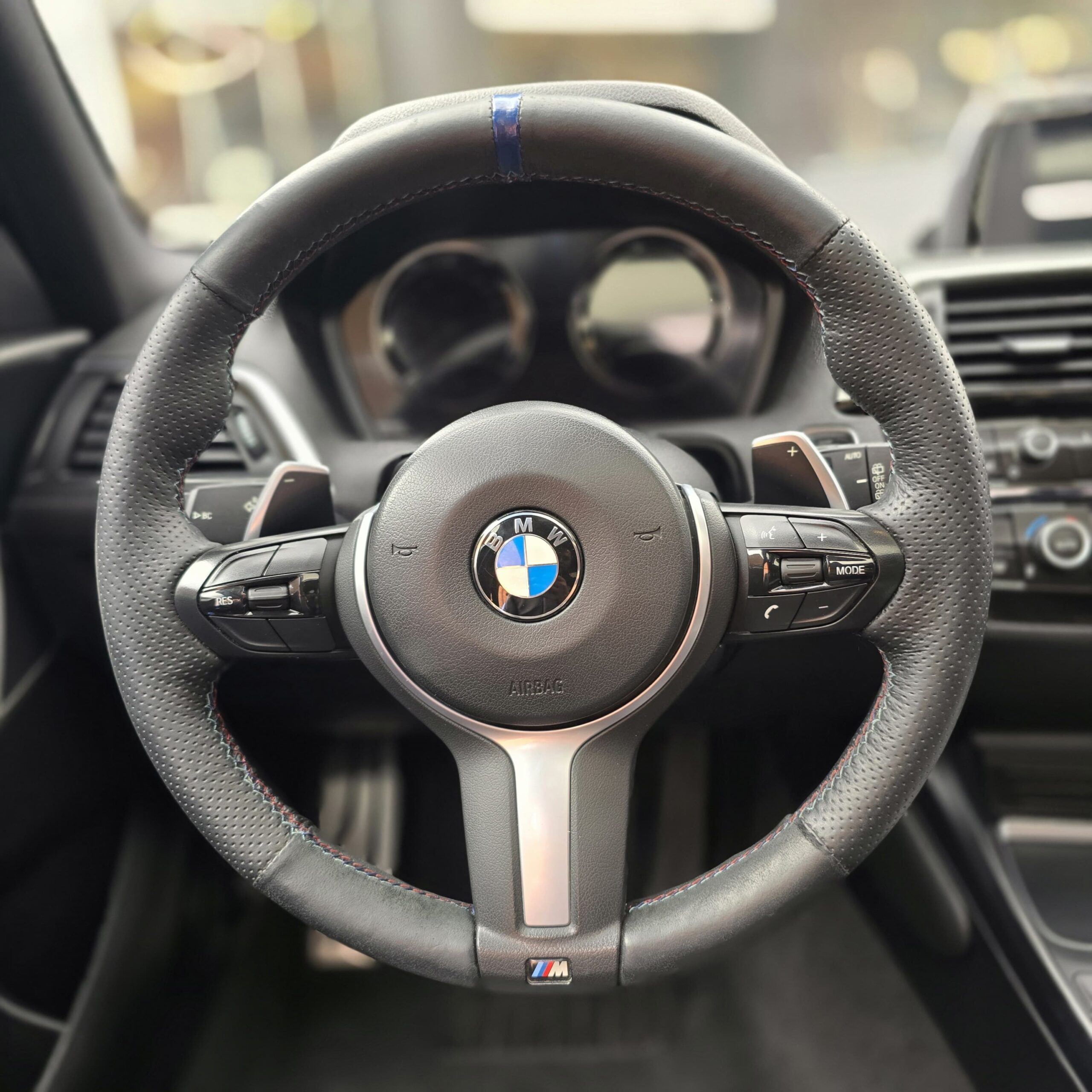 
								BMW 120I PAQUETE M 2.000CC MOD 2019 full									