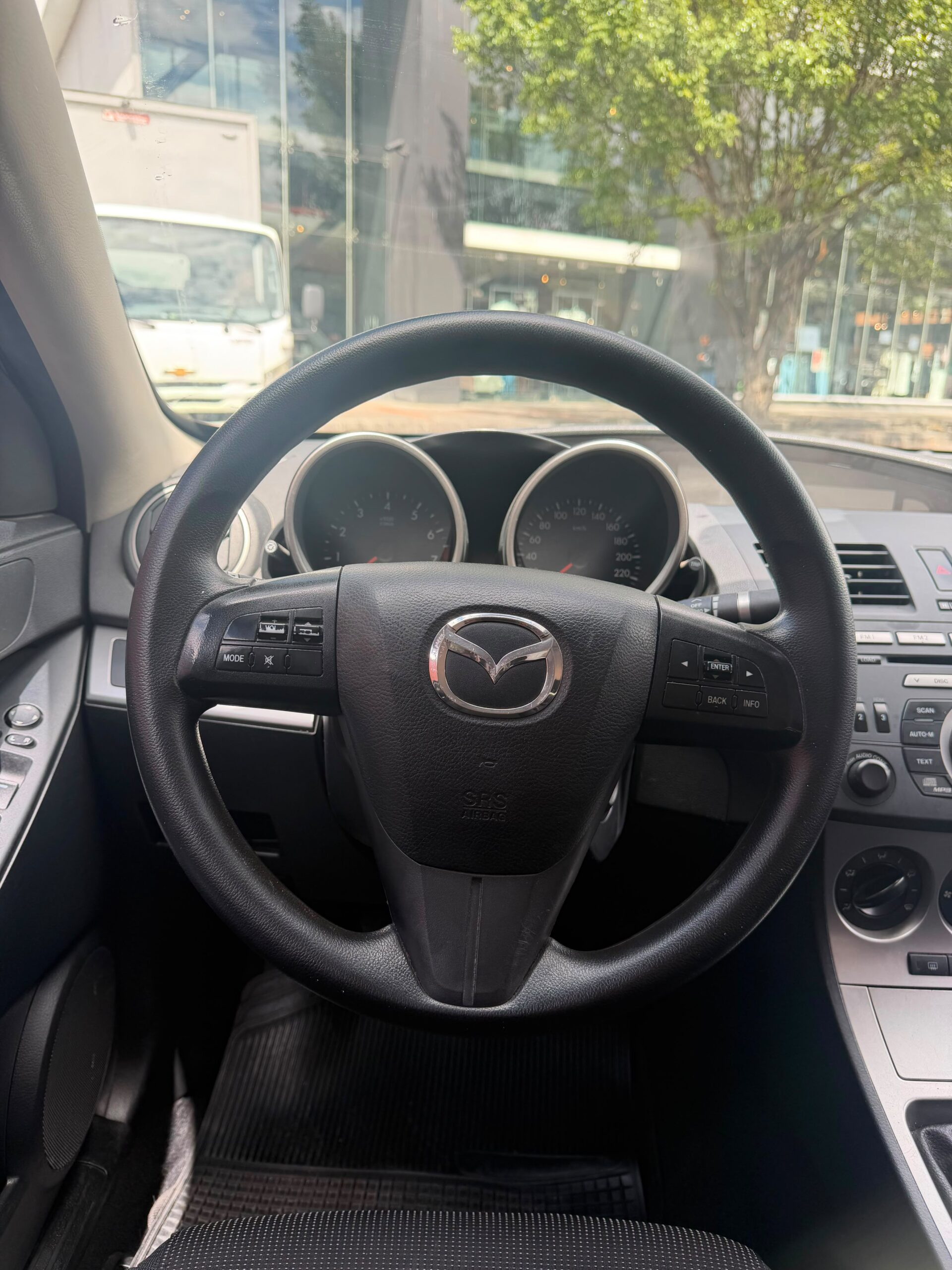 
								Mazda 3 MT 1.6 2011 full									