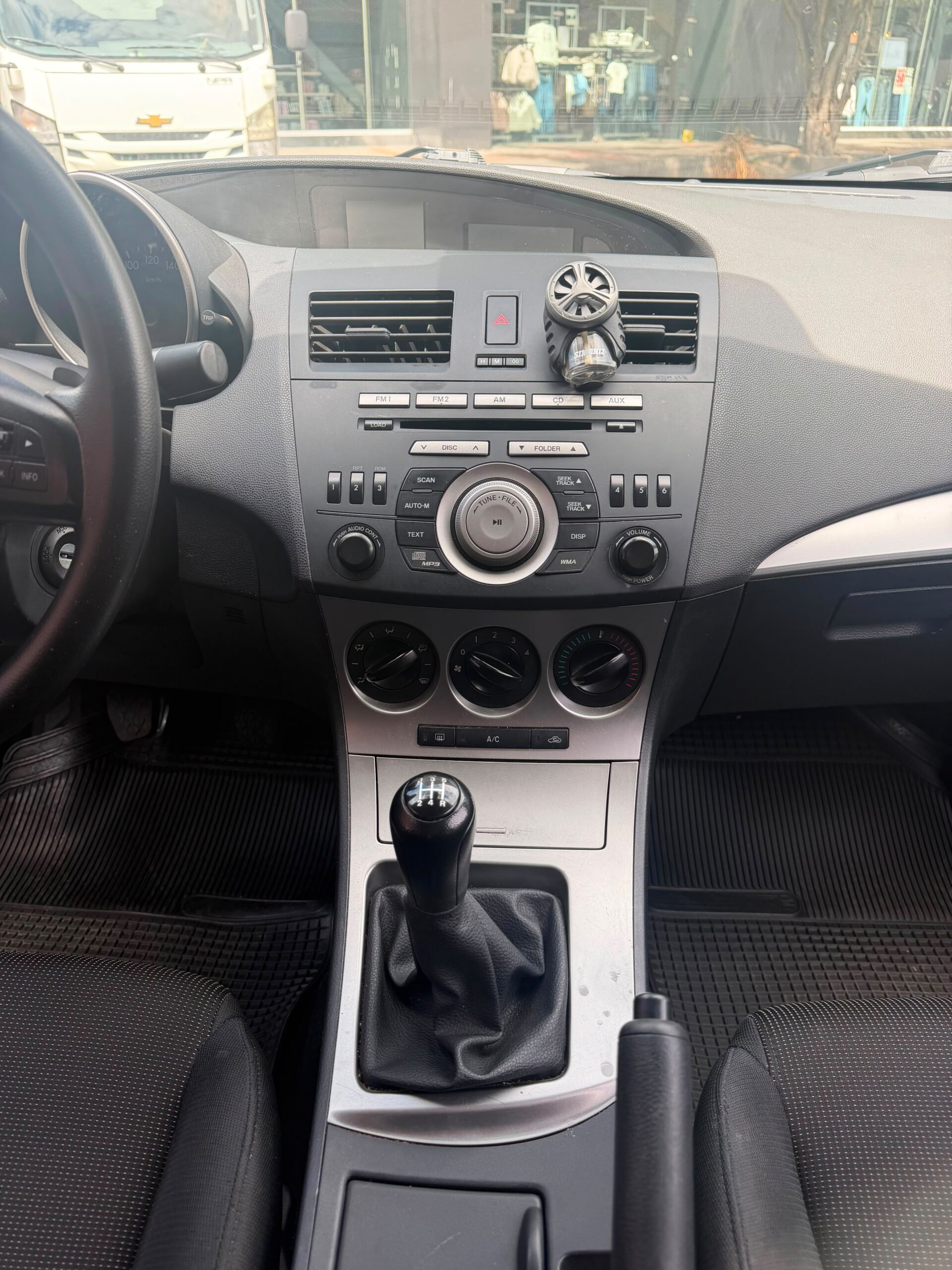 
								Mazda 3 MT 1.6 2011 full									