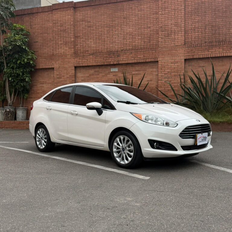 Ford Fiesta Titanium MT 1.6 2017