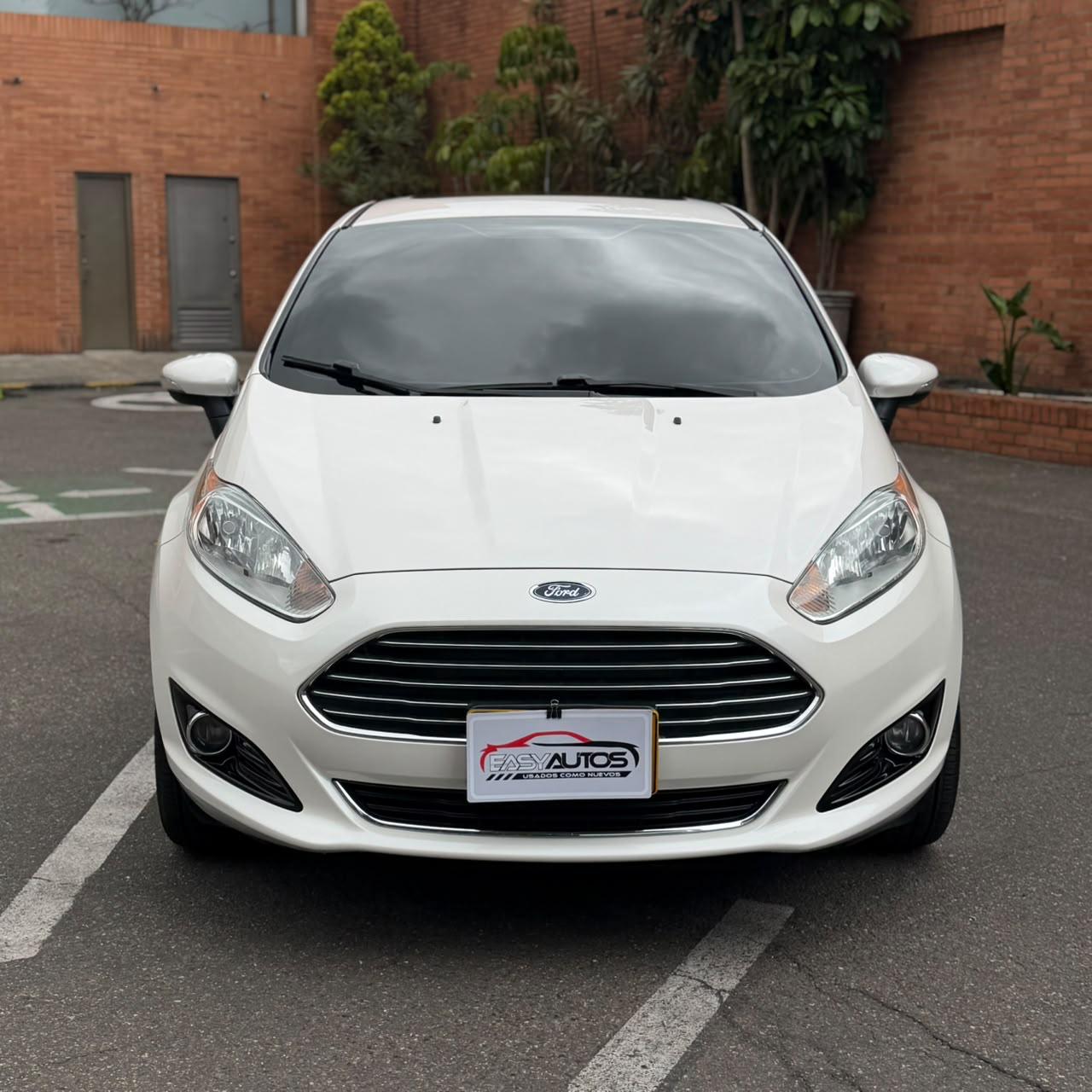
								Ford Fiesta Titanium MT 1.6 2017 full									