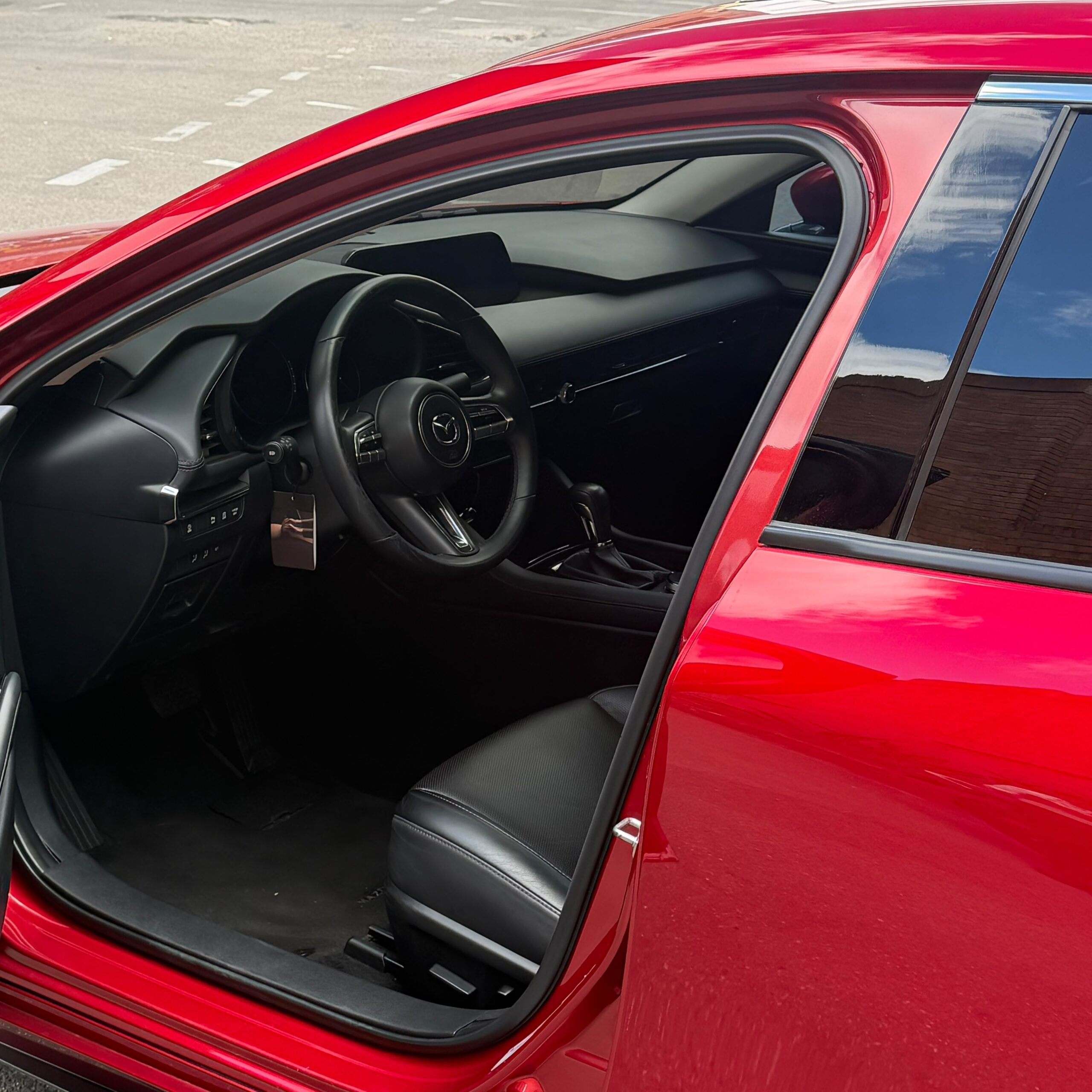 
								Mazda 3 Grand Touring Hybrid 2.0 2023 (2do) full									